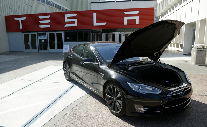 Illustration for article titled How Texas's Absurd Anti-Tesla Laws Turn Car Buying Into A Joke